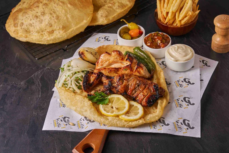 دجاجة كاملة تكا