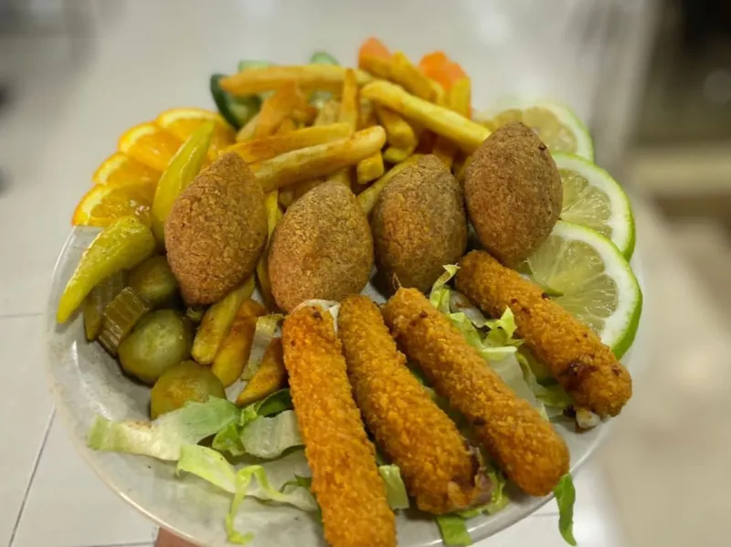 صحن مقبلات زاروبة